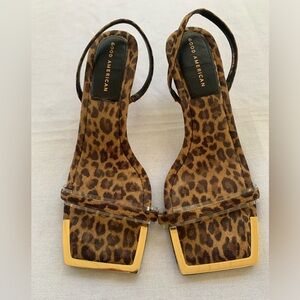 Good American leopard print sling back square tow kitten heel